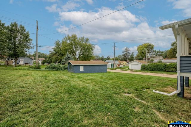 1517 Z Street, Omaha, NE 68107