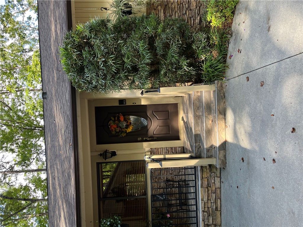 18 Mainsail Drive, Salem, SC 29676