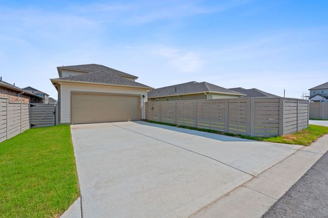 109 Zinnia LN, Hutto, TX 78634
