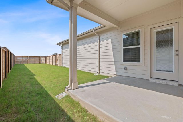 109 Zinnia LN, Hutto, TX 78634