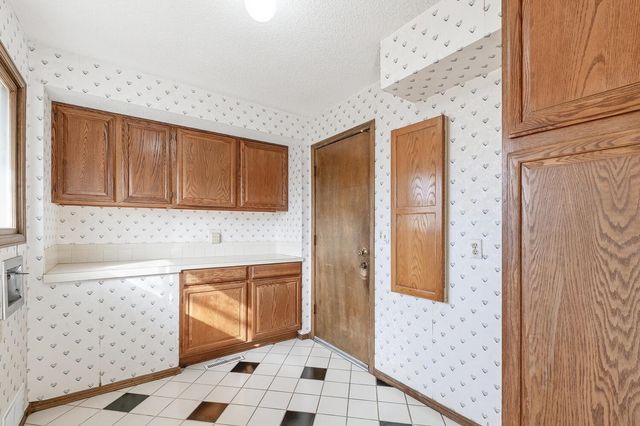 15005 E Timber Lake Rd, Wichita, KS 67230