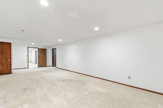 15005 E Timber Lake Rd, Wichita, KS 67230