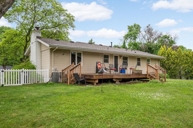 9717 Russell Avenue S, Bloomington, MN 55431