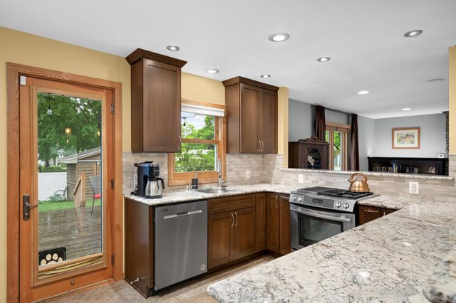 9717 Russell Avenue S, Bloomington, MN 55431