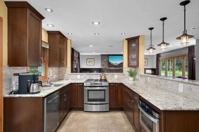 9717 Russell Avenue S, Bloomington, MN 55431
