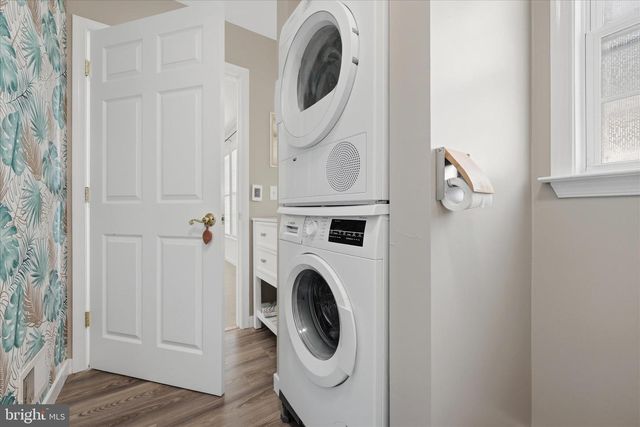 1851 MELVOR LN, Winchester, VA 22601