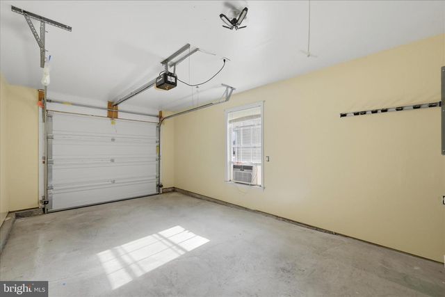 1851 MELVOR LN, Winchester, VA 22601