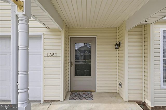 1851 MELVOR LN, Winchester, VA 22601