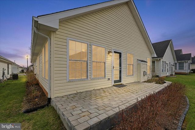 1851 MELVOR LN, Winchester, VA 22601