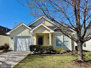 1851 MELVOR LN, Winchester, VA 22601