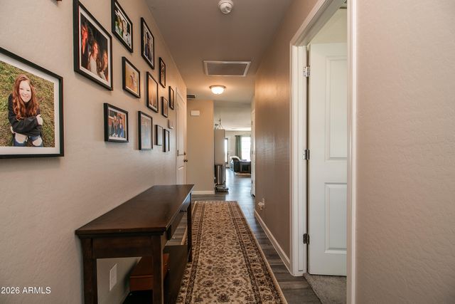 479 CAHAN Drive, Morristown, AZ 85342