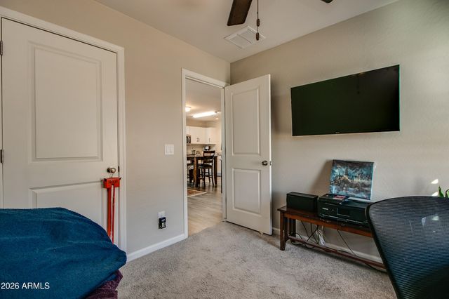 479 CAHAN Drive, Morristown, AZ 85342