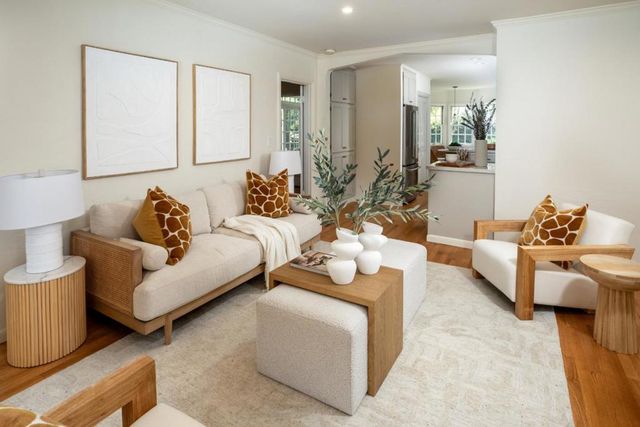 1560 Castilleja Avenue, Palo Alto, CA 94306