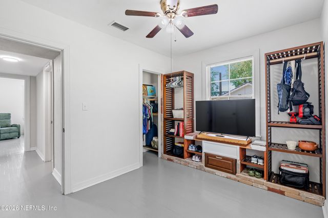2442 SOUTHSIDE Boulevard, Jacksonville, FL 32216