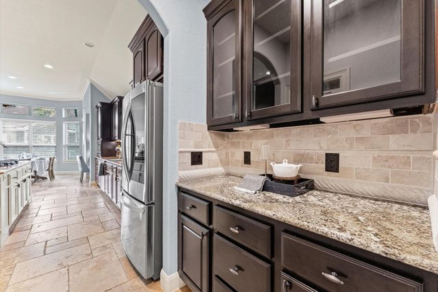 70 Valera Ridge Drive, Spring, TX 77389