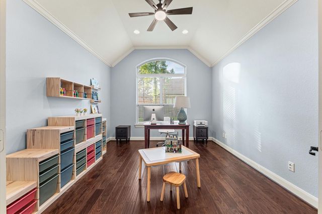 70 Valera Ridge Drive, Spring, TX 77389