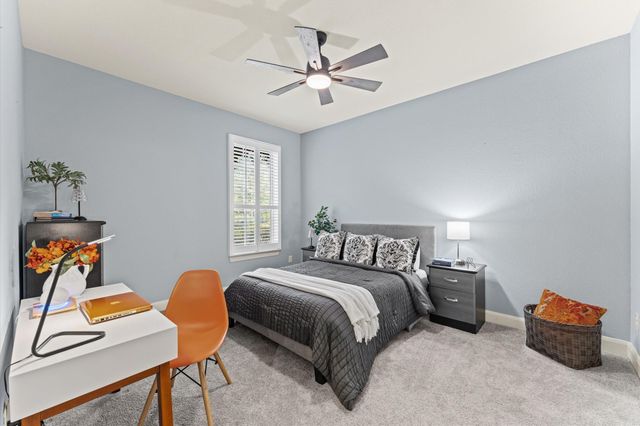 70 Valera Ridge Drive, Spring, TX 77389