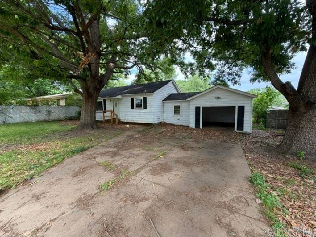 220 Willow Street, Jacksonville, AR 72076