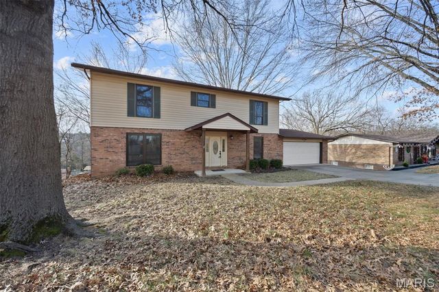 1928 Raintree Drive, Imperial, MO 63052