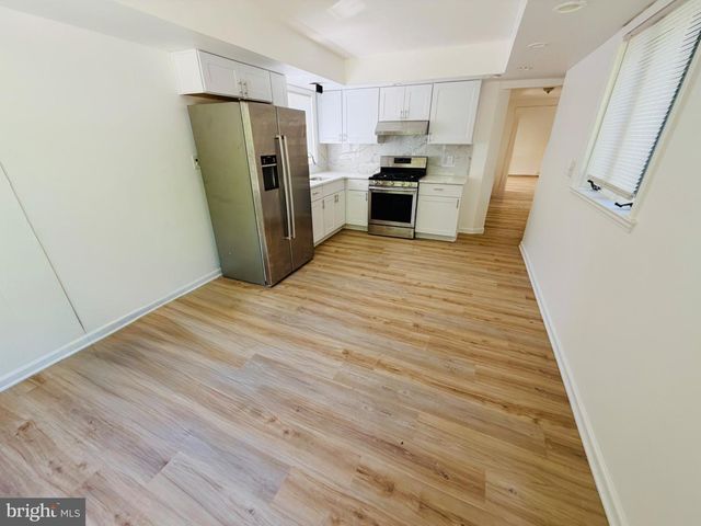 21 HOLLY ST, Clementon, NJ 08021