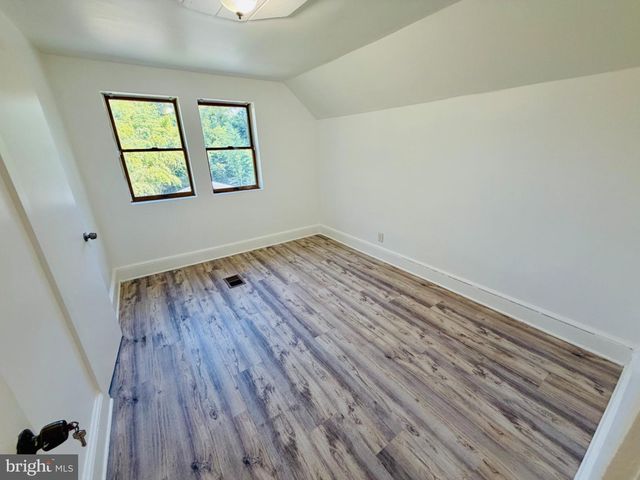 21 HOLLY ST, Clementon, NJ 08021