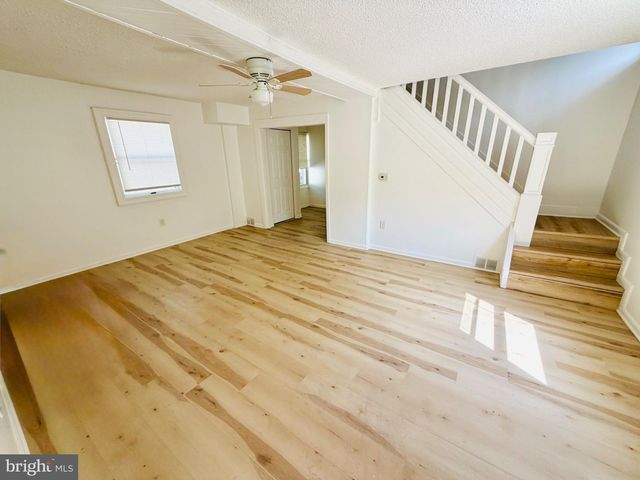 21 HOLLY ST, Clementon, NJ 08021