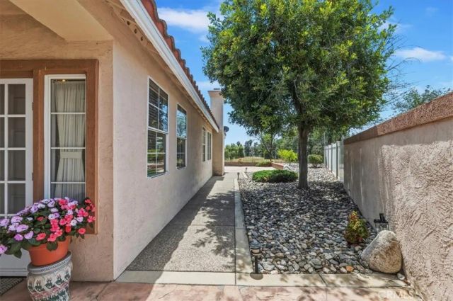 24117 Corte Valente, Murrieta, CA 92562