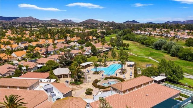 24117 Corte Valente, Murrieta, CA 92562