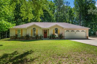 1389 Douglas Drive, Ellerslie, GA 31807