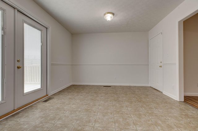 116 Shannon Lane, Georgetown, KY 40324