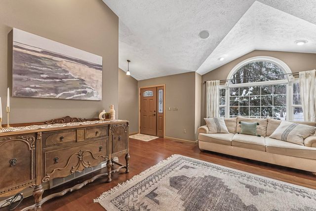 9685 Woodys Run, Long Lake Twp, MI 49684