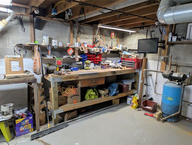 3911 WILLIAMS Road, Erie, PA 16510