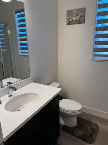 4435 Willow Grove Dr, Folsom, CA 95630