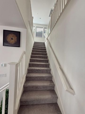 4435 Willow Grove Dr, Folsom, CA 95630