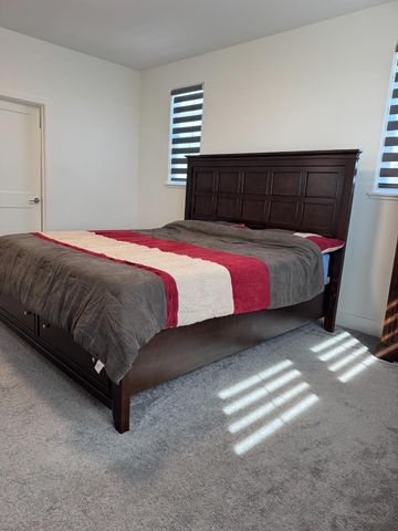 4435 Willow Grove Dr, Folsom, CA 95630