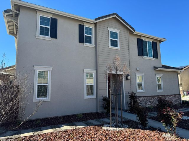 4435 Willow Grove Dr, Folsom, CA 95630