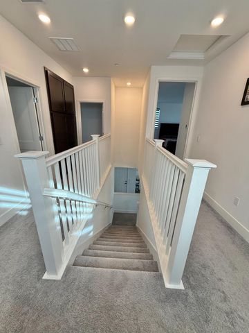 4435 Willow Grove Dr, Folsom, CA 95630