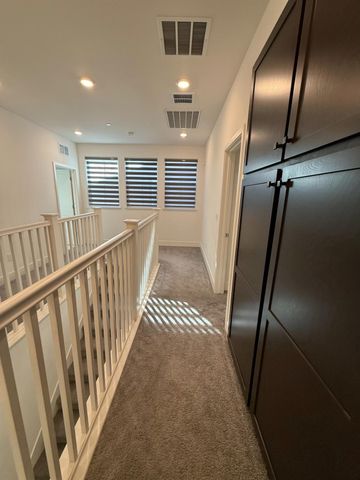 4435 Willow Grove Dr, Folsom, CA 95630