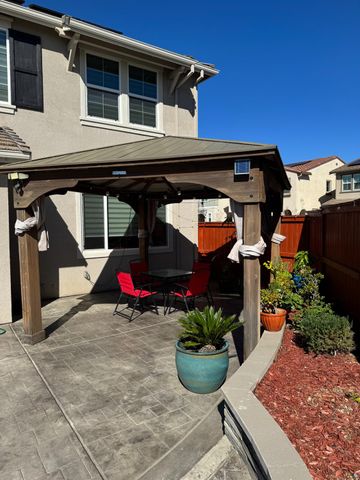 4435 Willow Grove Dr, Folsom, CA 95630