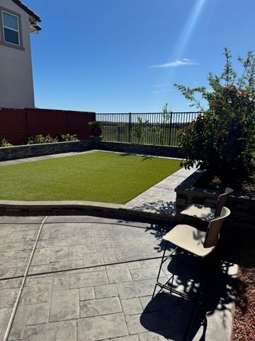 4435 Willow Grove Dr, Folsom, CA 95630