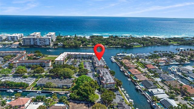 3050 NE 48th Ct 401, Lighthouse Point, FL 33064