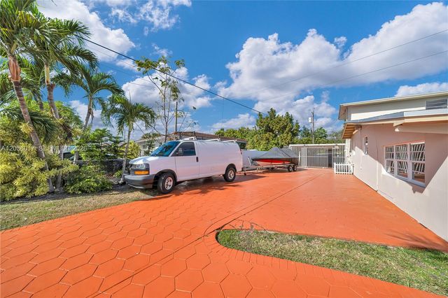 8241 SW 12th Terrace, Miami, FL 33144