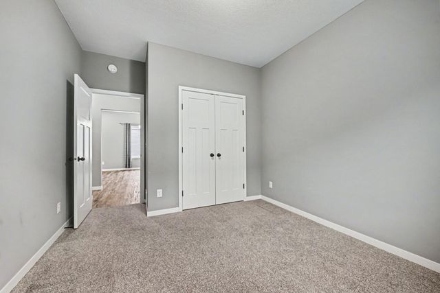 825 Golden Way NW, Isanti, MN 55040