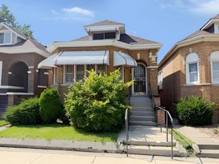 9636 S Bishop Street, Chicago, IL 60643