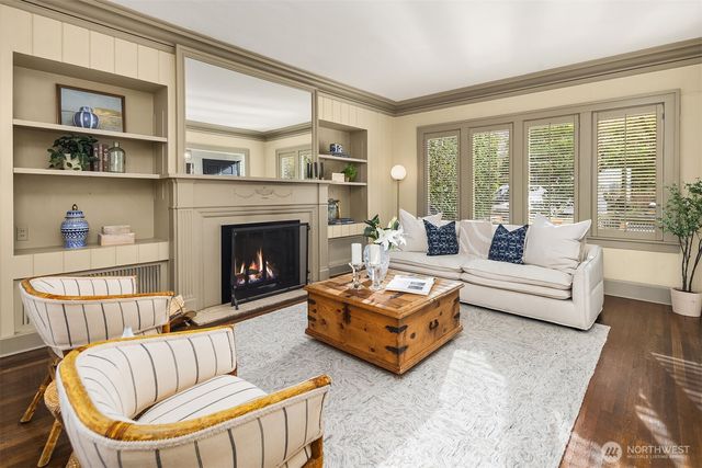 1208 E Newton Street, Seattle, WA 98102