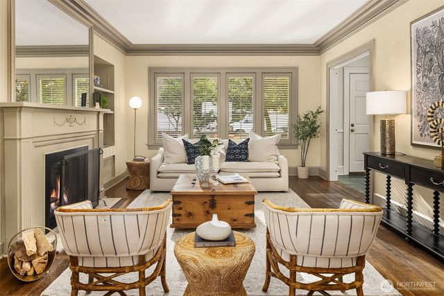 1208 E Newton Street, Seattle, WA 98102