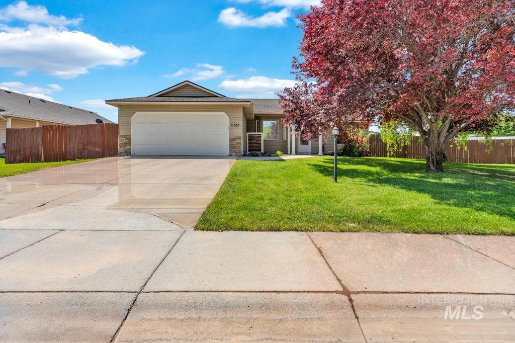 11883 W Blueberry Ave, Nampa, ID 83651