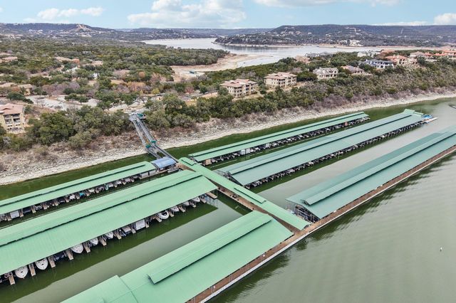 17507 Navigation LN, Lago Vista, TX 78645