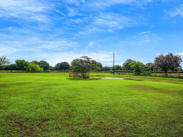 6630 Anthonia Lane, Richmond, TX 77406