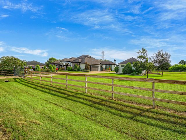 6630 Anthonia Lane, Richmond, TX 77406